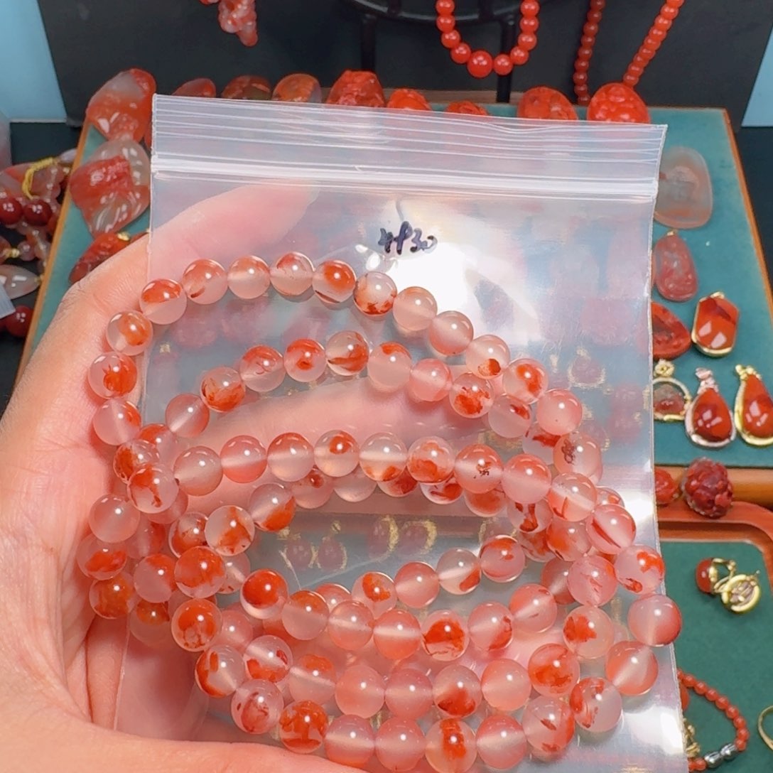 南红玛瑙南红玛瑙7+未镶嵌