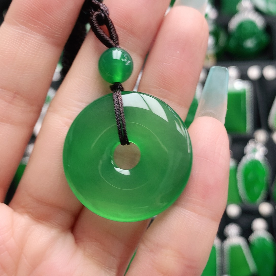 玛瑙/玉髓吊坠未镶嵌