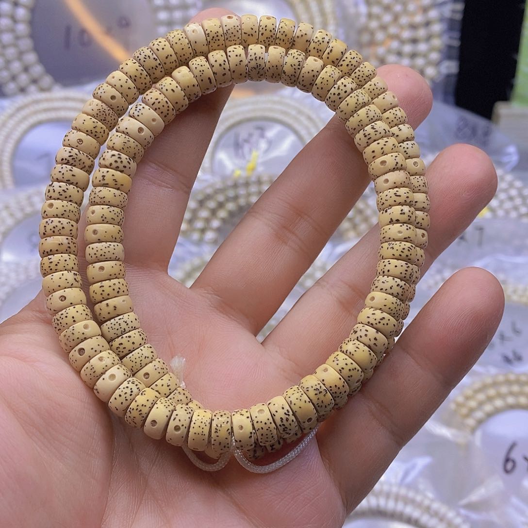 手串星月菩提春***冬星月