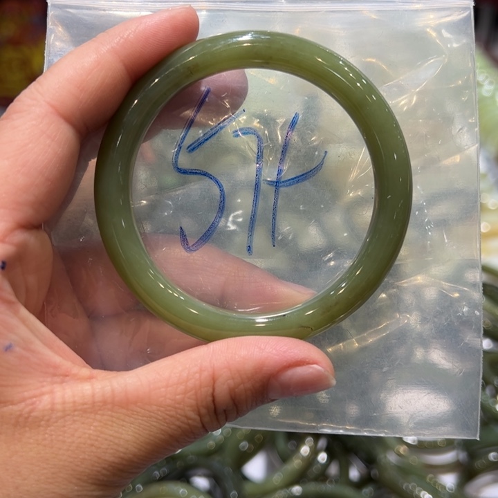 和田玉（糖玉）手镯未镶嵌