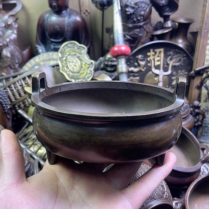 铜器856998569888998899