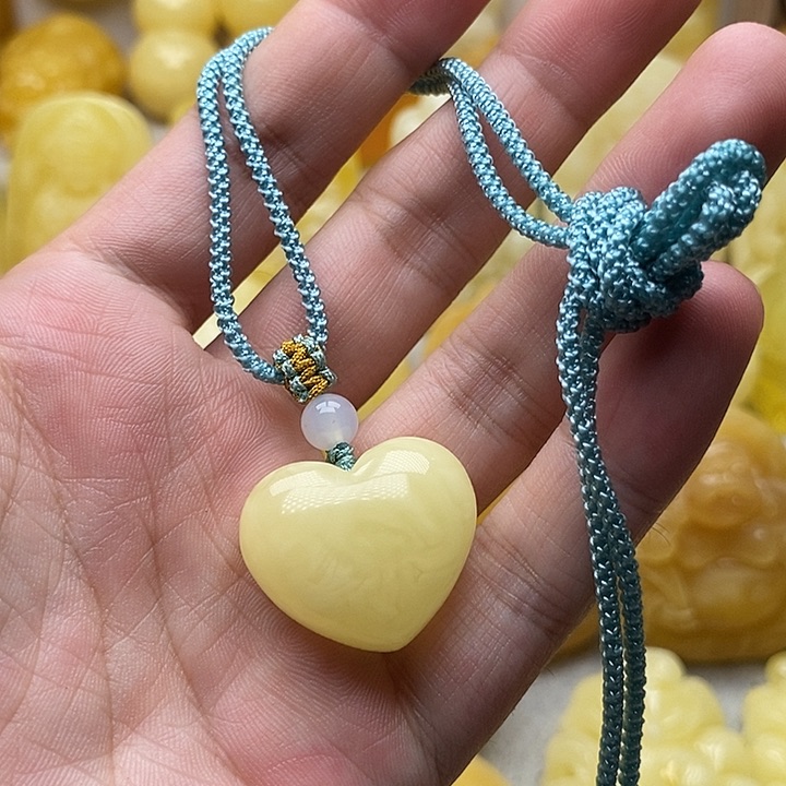 琥珀颈饰未镶嵌琥珀蜜蜡吊坠