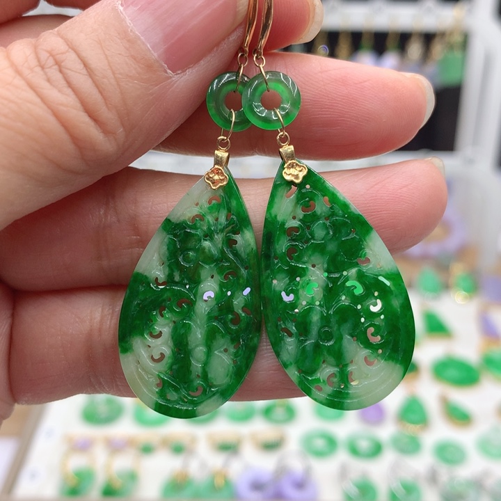 翡翠18K金镶嵌耳饰