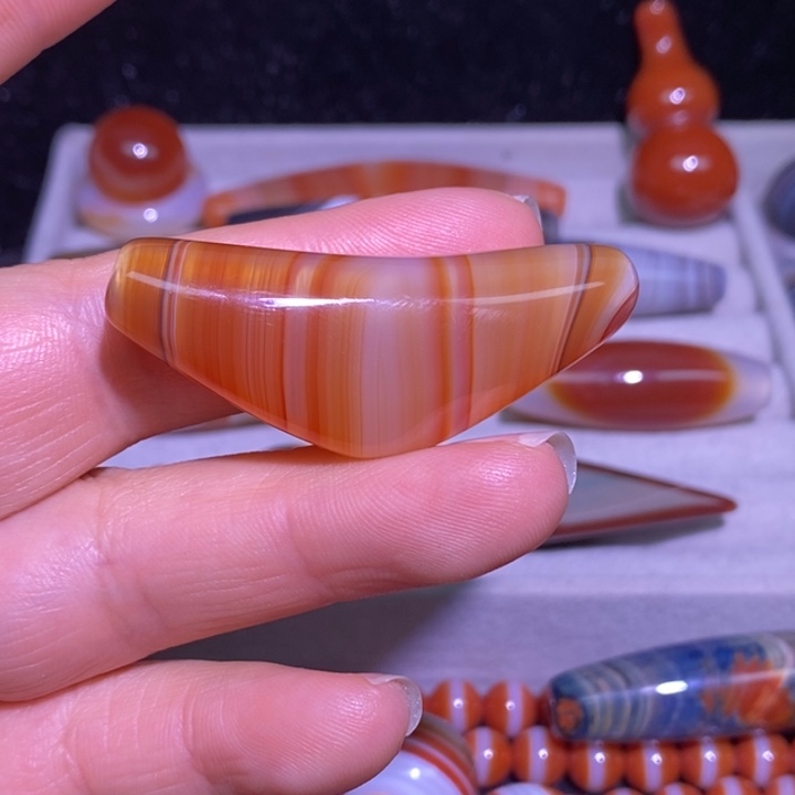 玛瑙/玉髓未镶嵌颈饰