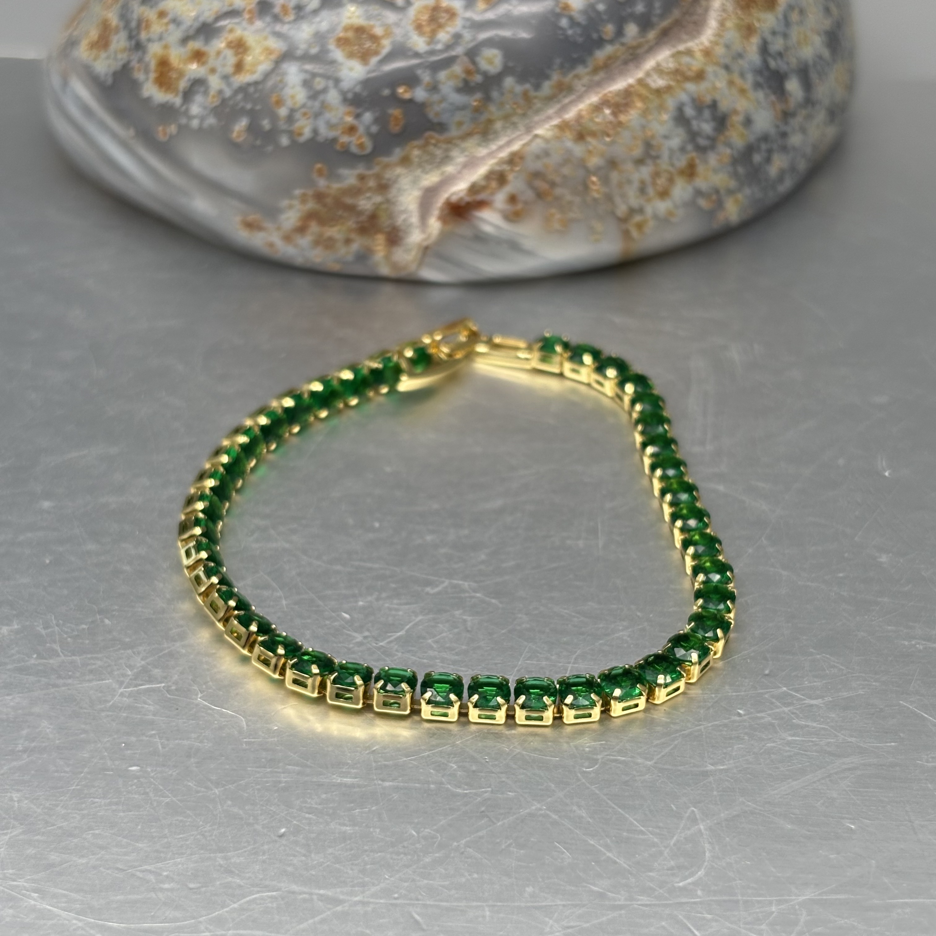 于G002 绿首饰 新款时尚百搭男女款 多样性发一