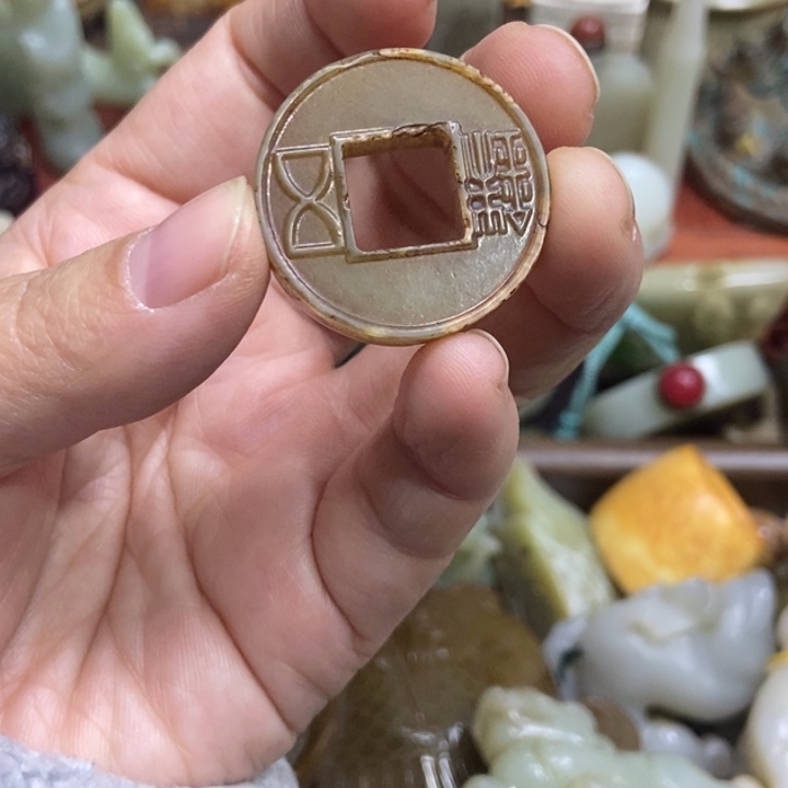 未镶嵌和田玉（糖玉）挂件