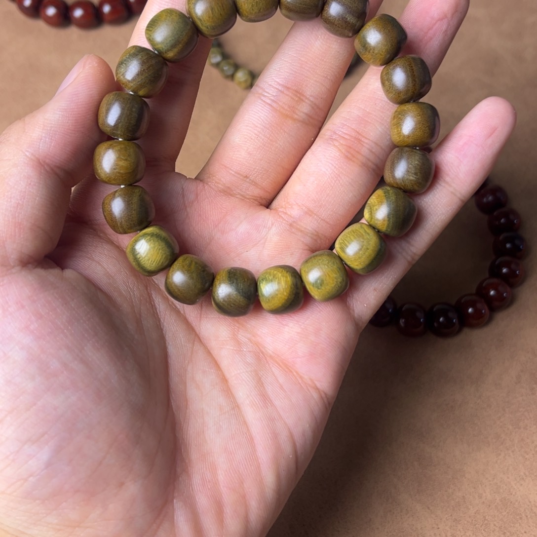 维腊木（绿檀）无事牌柚*