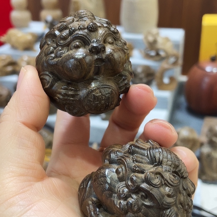 金丝楠金丝楠木小叶桢楠阴沉木貔貅手球