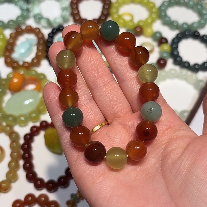 何****蛇纹石玉未镶嵌手串