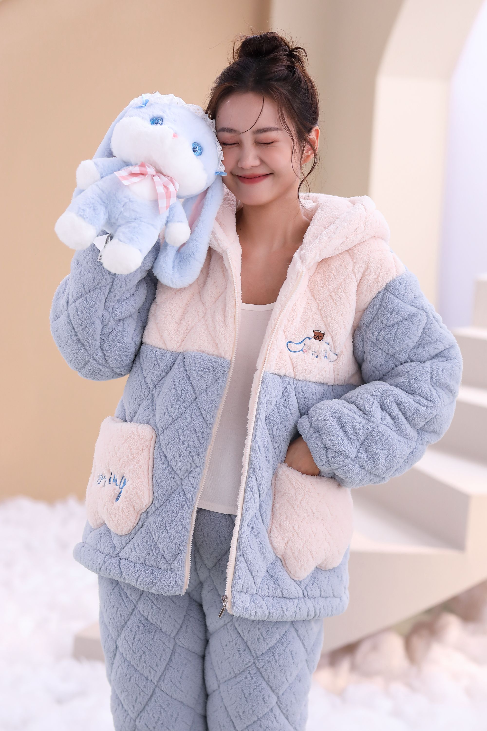 【0320玉桂狗】家居女套装冬加厚外穿中长款毛绒卡通家居服睡衣连帽