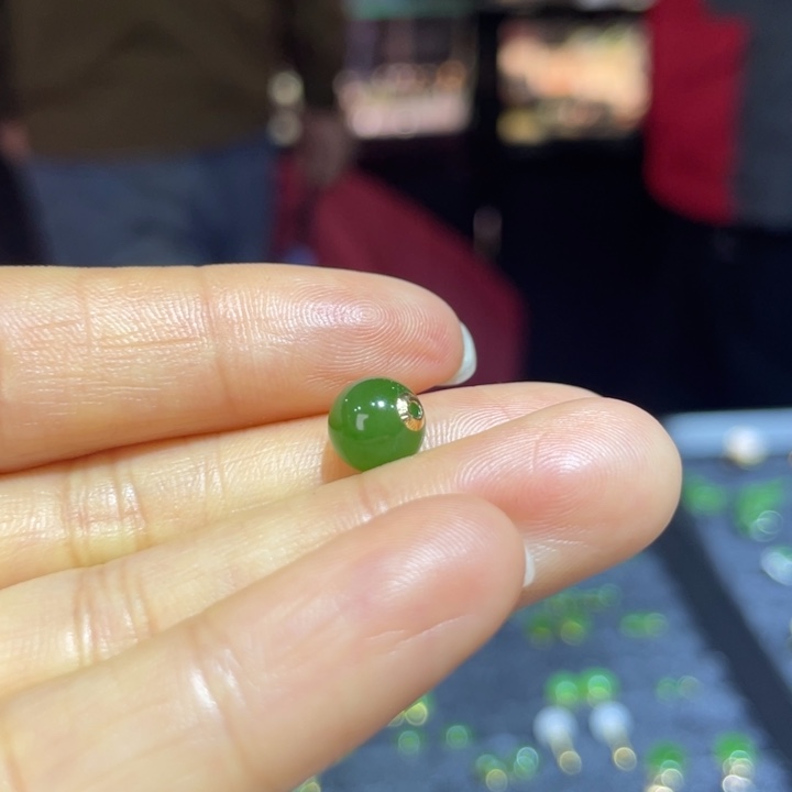 和田玉18K金镶嵌颈饰卡8