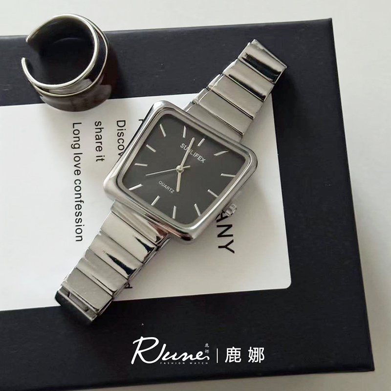 Rune鹿娜《行》时尚金属高级感小众简约ins百搭女士防水石英表手表