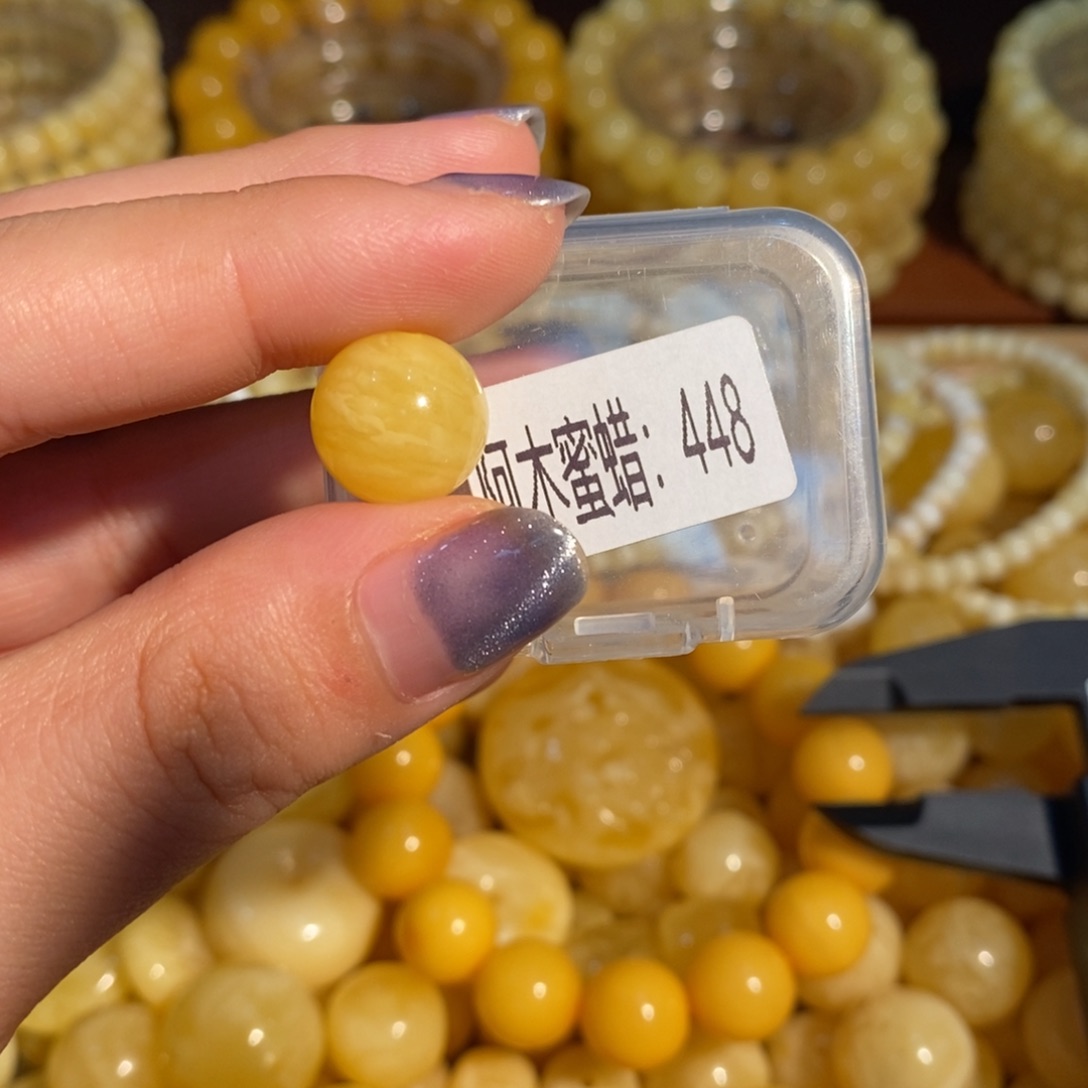 琥珀未镶嵌珠宝奇石448