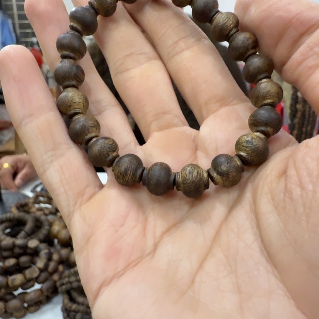 秦***茹线香奇楠沉香原木