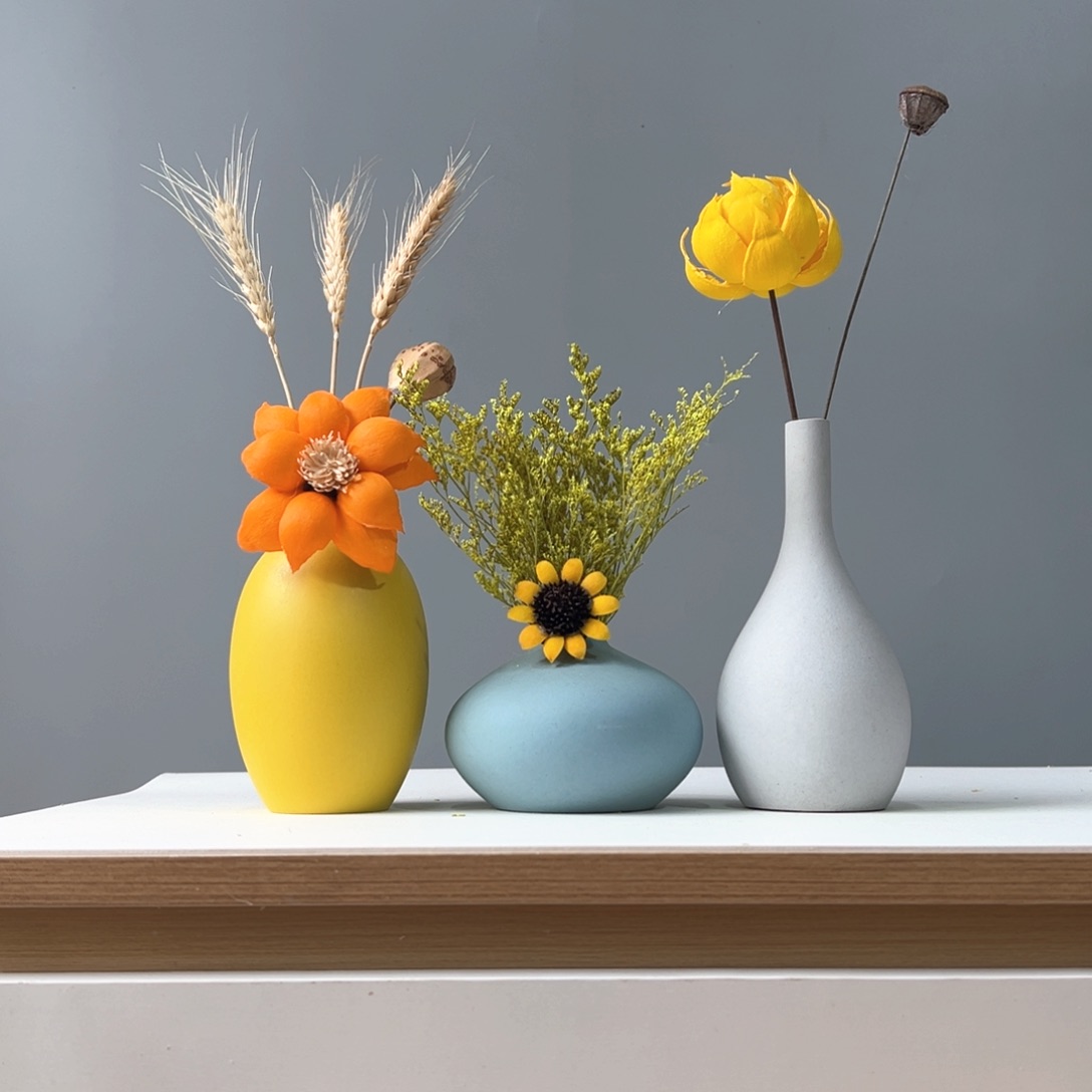 瓶花瓶带花高度20-30厘米左右