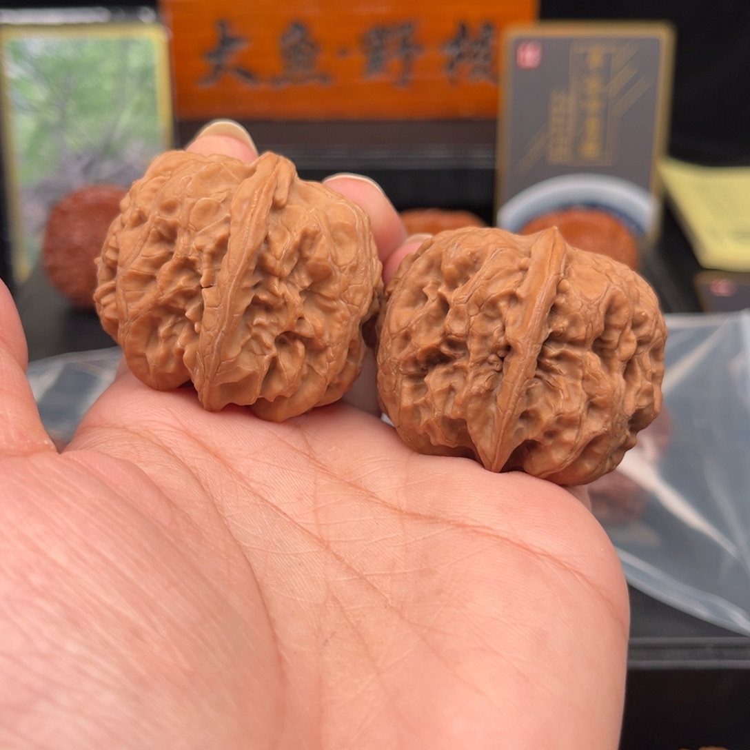 【闪购商品】文玩核桃吊坠方块42