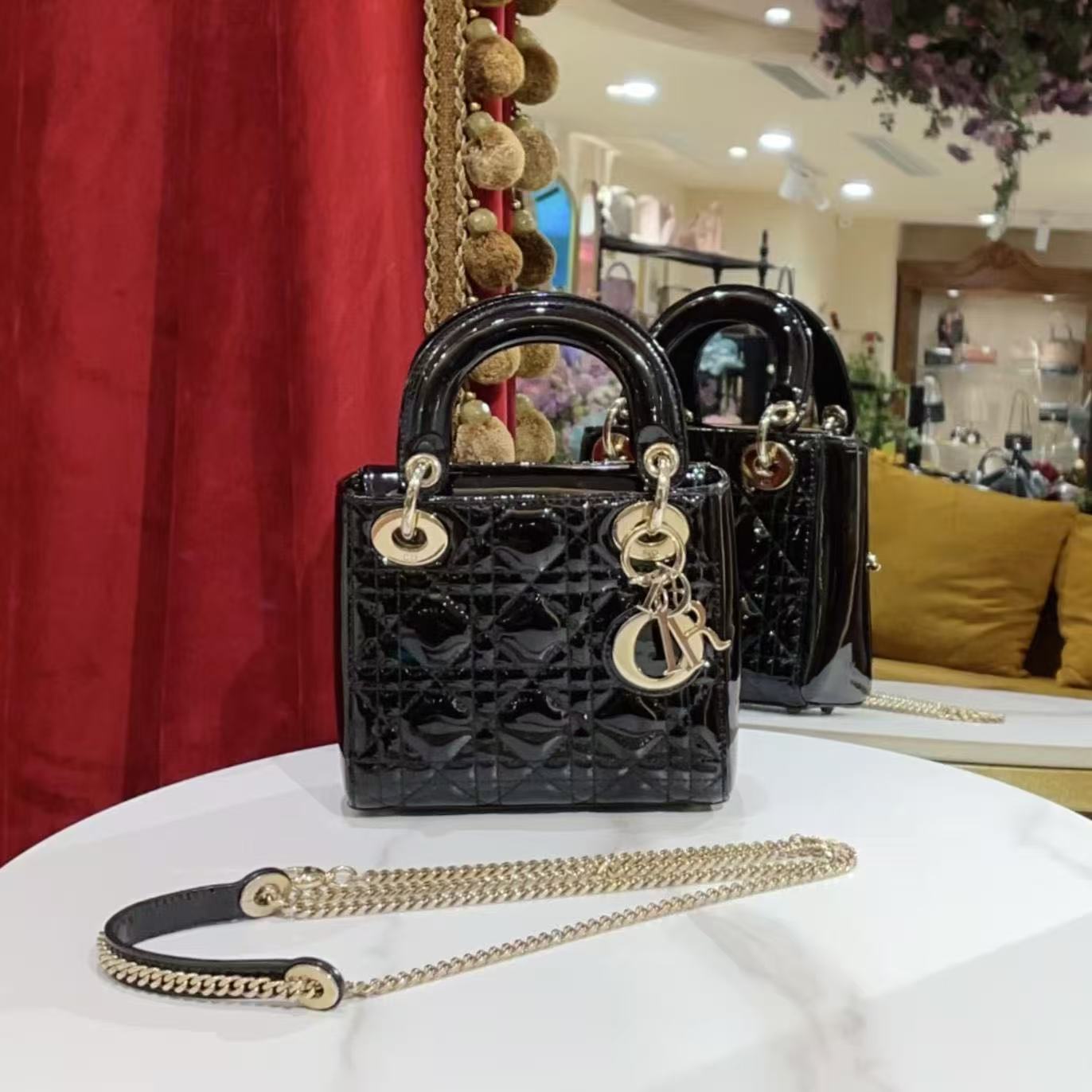 95新 DIOR/迪奥 GGS戴妃三格黑金漆皮芯片款22年 44227897
