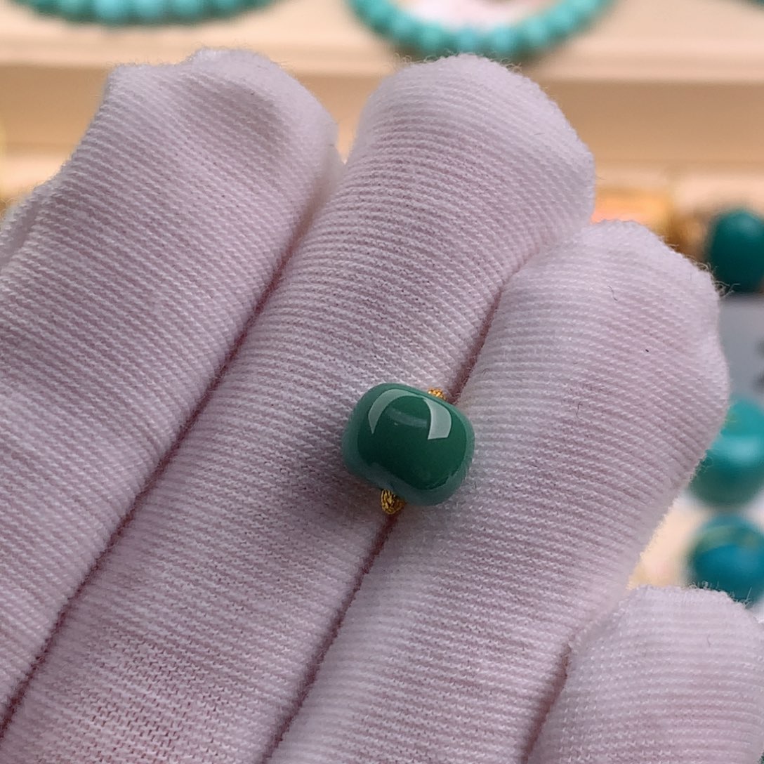 绿松石珠宝奇石未镶嵌8.2×6.6