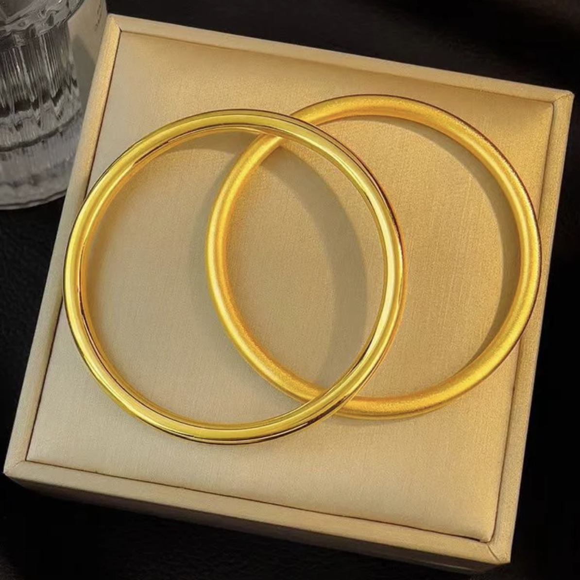 铜合金手镯 新中式 古法传承实心手镯百搭磨砂金色实心素圈鐲子