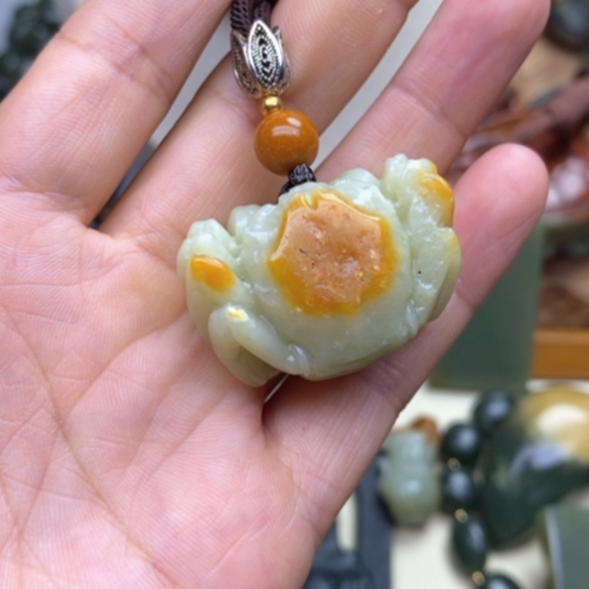 【闪购商品】未镶嵌和田玉挂件沫*