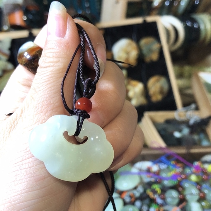 岫玉未镶嵌岫玉挂件