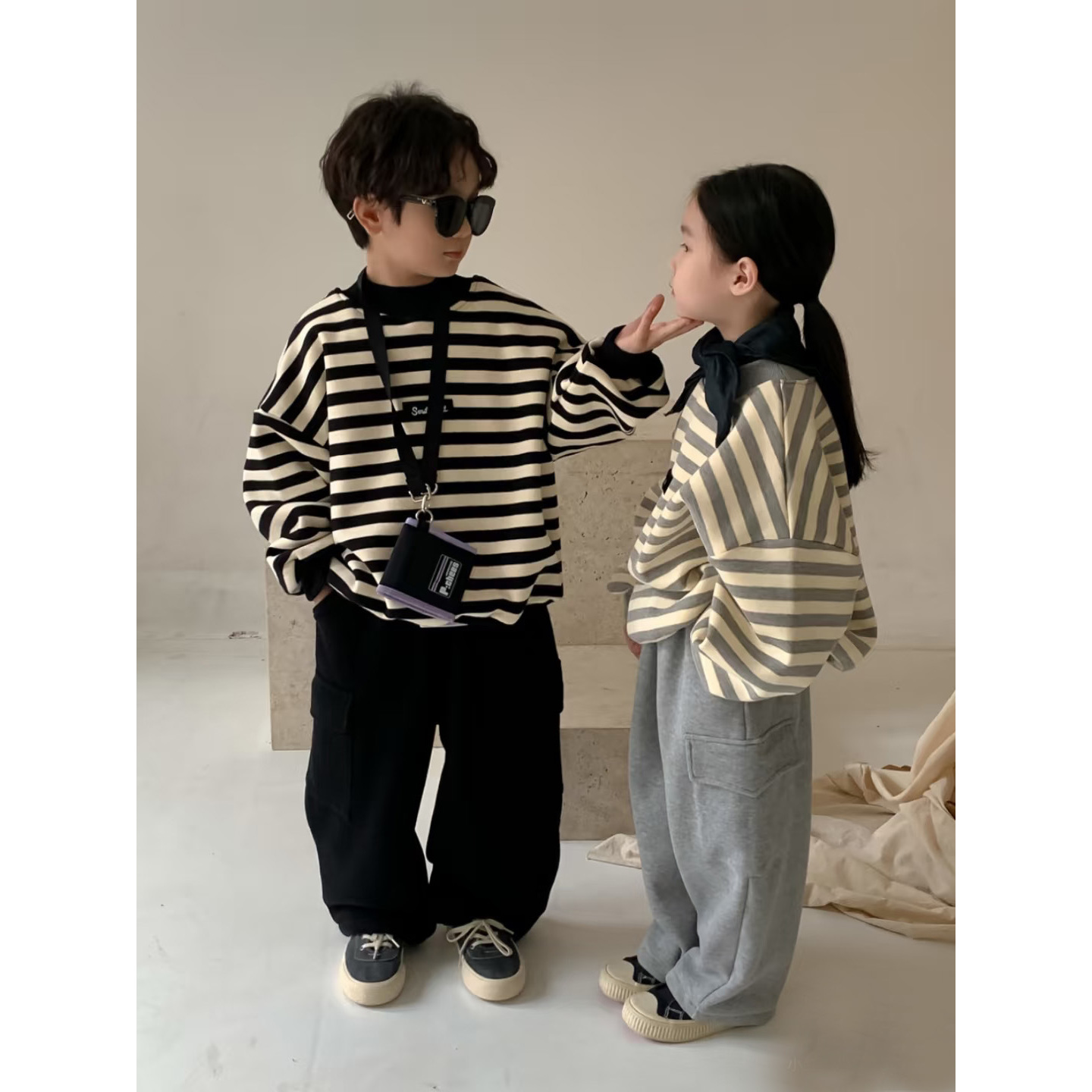 中大童冬季加绒百搭打底衫女童冬装男童长袖上衣男女童休闲加绒裤