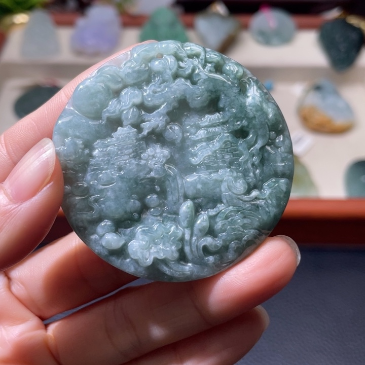 翡翠未镶嵌颈饰翡翠