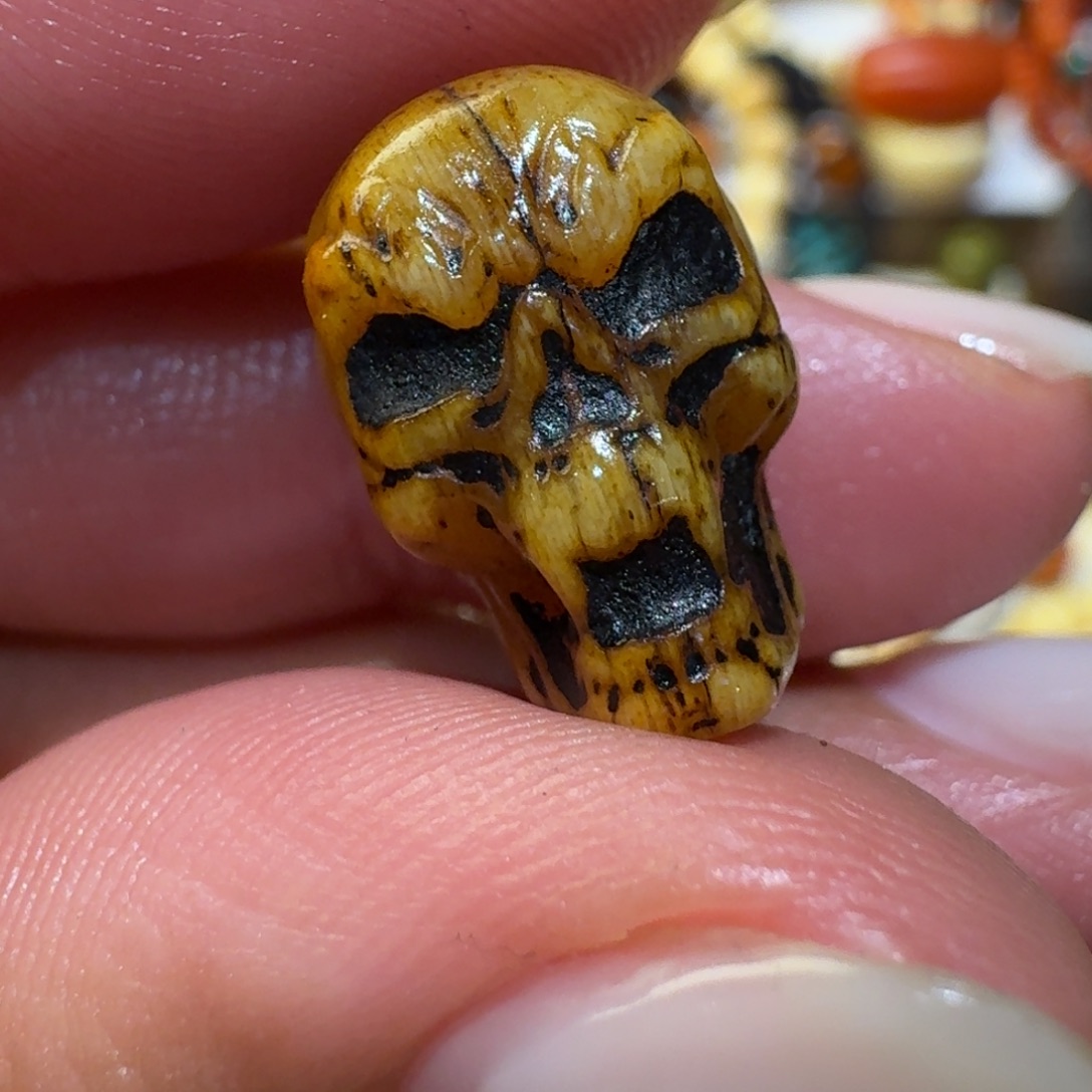 W***e吊坠柏香籽/百香籽