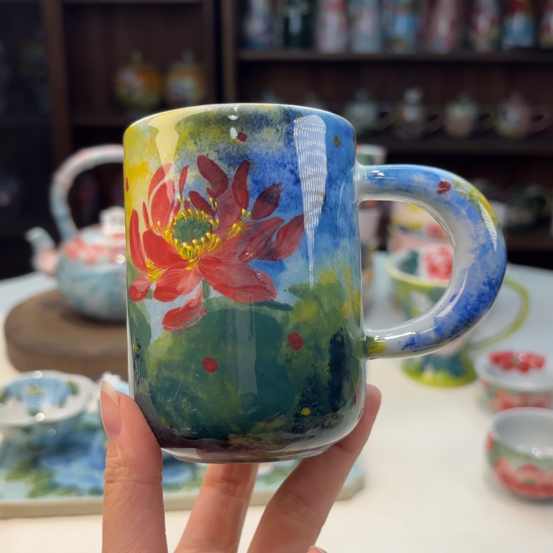 瓷片兔兔的小可爱太