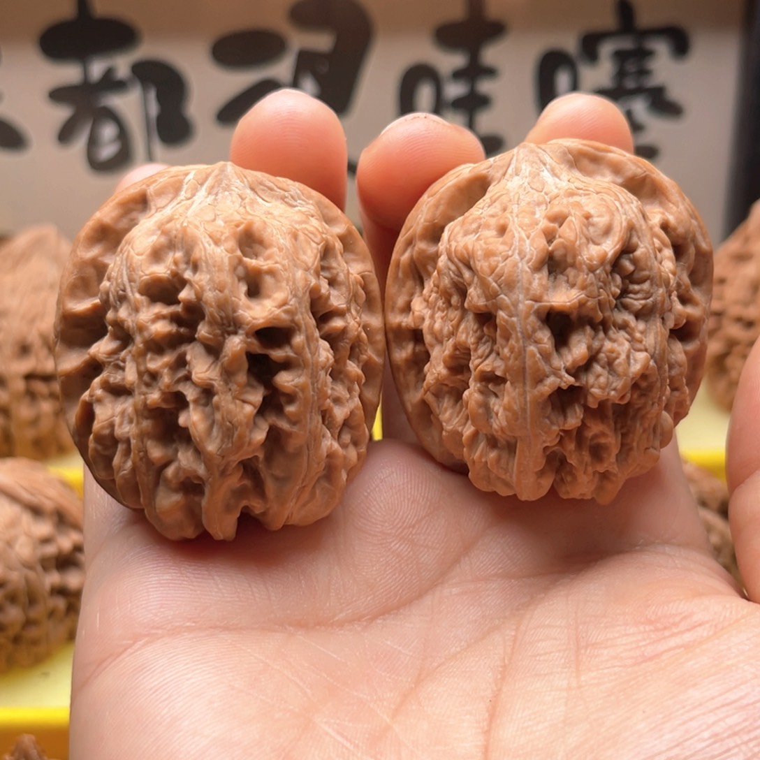 钱***量吊坠桃核40西北将军膀