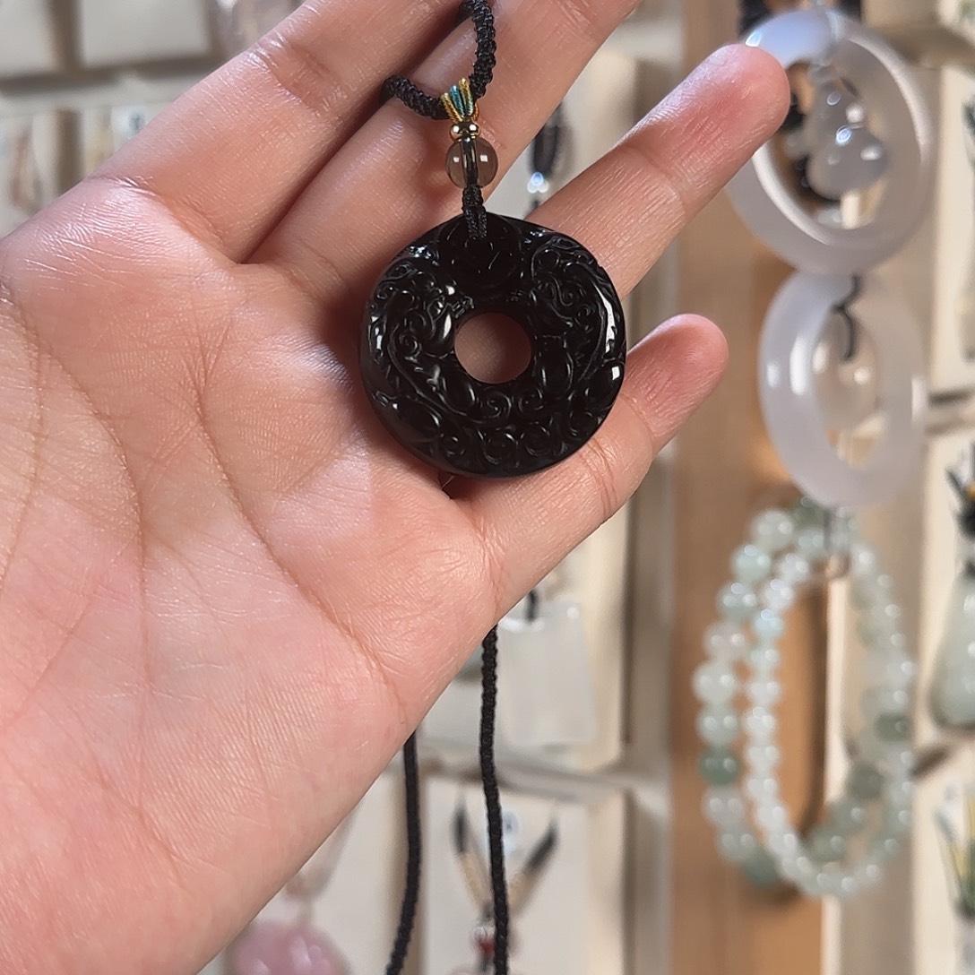 没***听黑曜岩未镶嵌颈饰