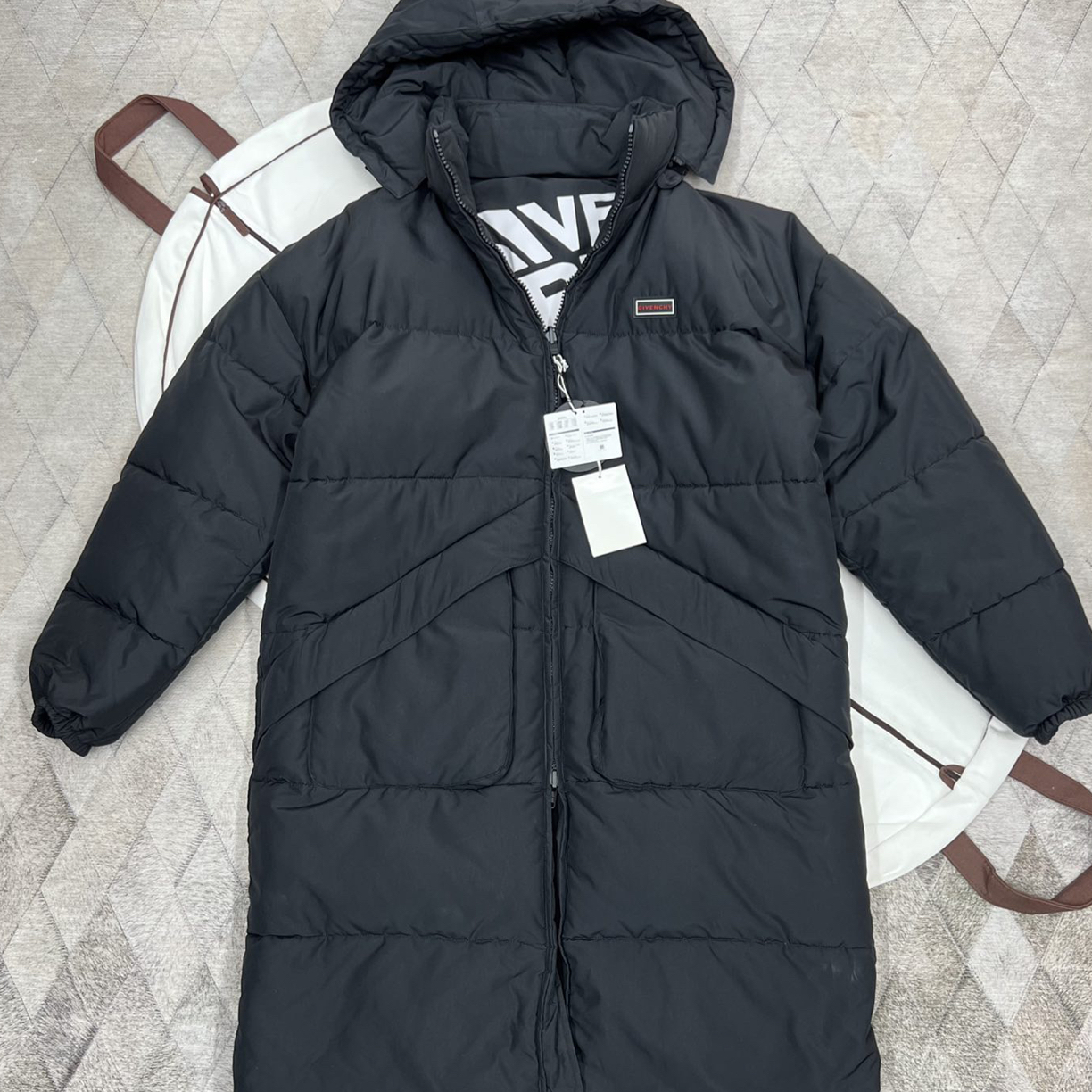 未使用 Givenchy/纪梵希 126817 环保羽绒高科技棉服