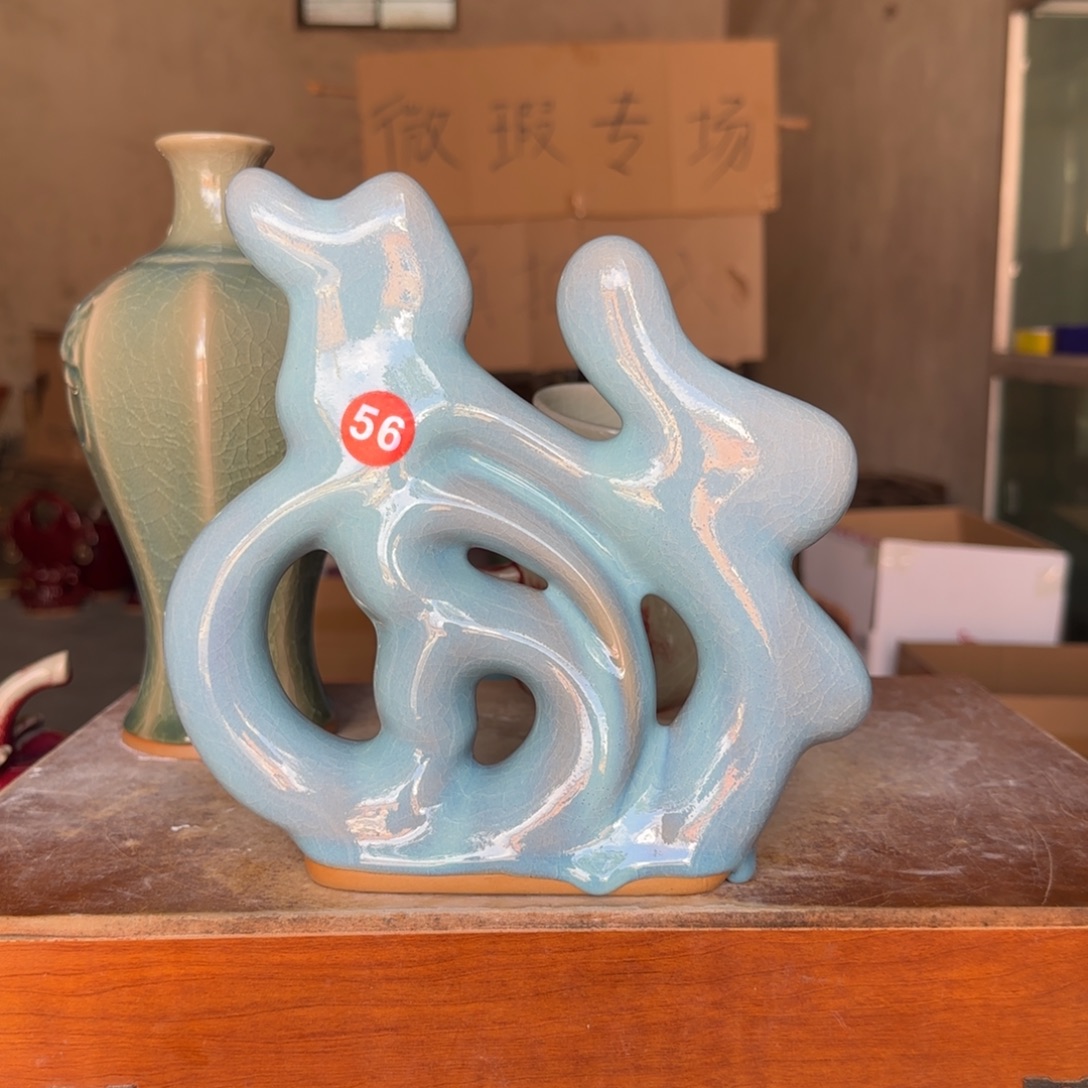 摆件郑家钧瓷摆件微瑕