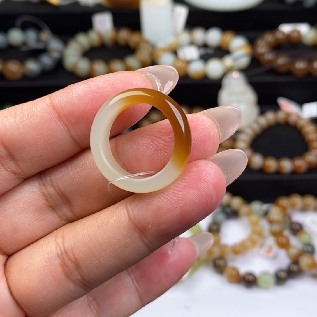 和田玉戒指未镶嵌只****哥