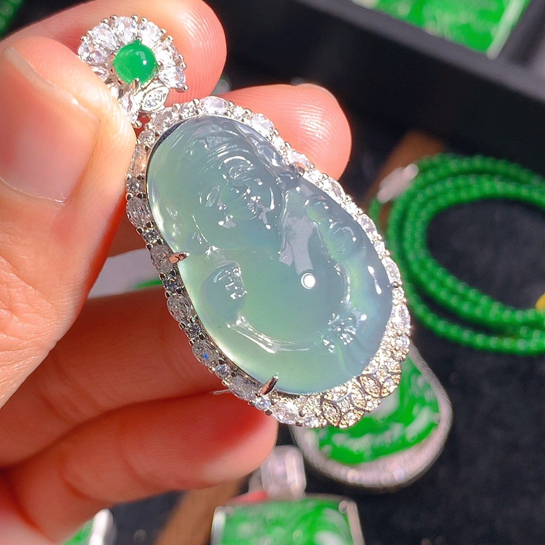 翡翠吊坠(不含链)未镶嵌