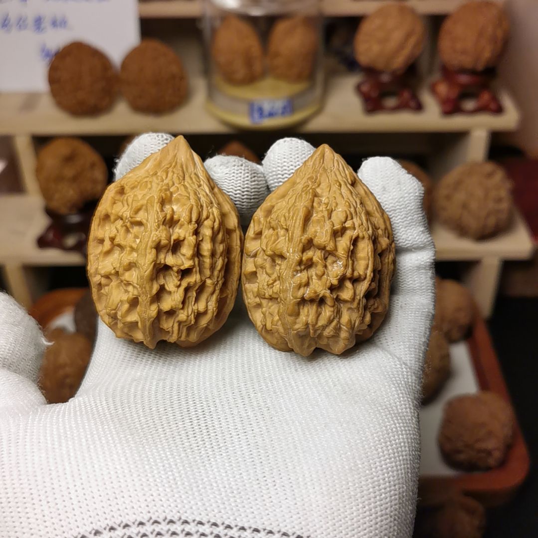 M***h核桃文玩核桃高端小众大沽石全品41-42-55