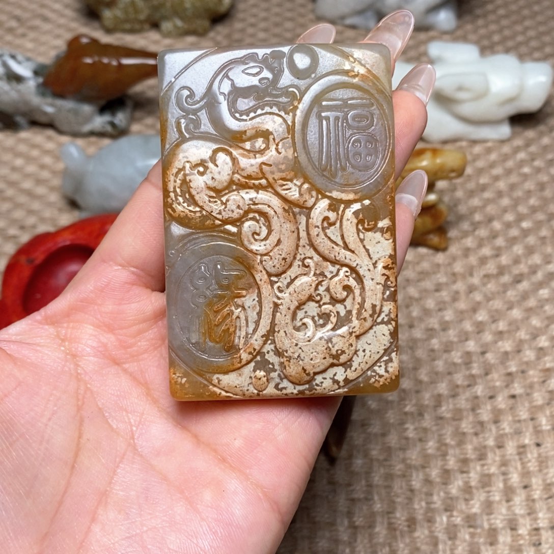 白玉菩提吊坠东**行白玉菩提白玉菩提摆件