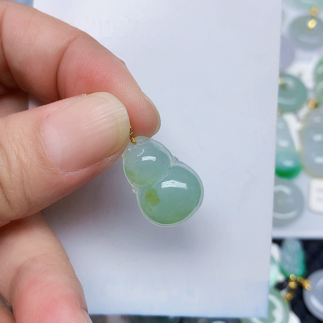 翡翠18K金镶嵌颈饰356677