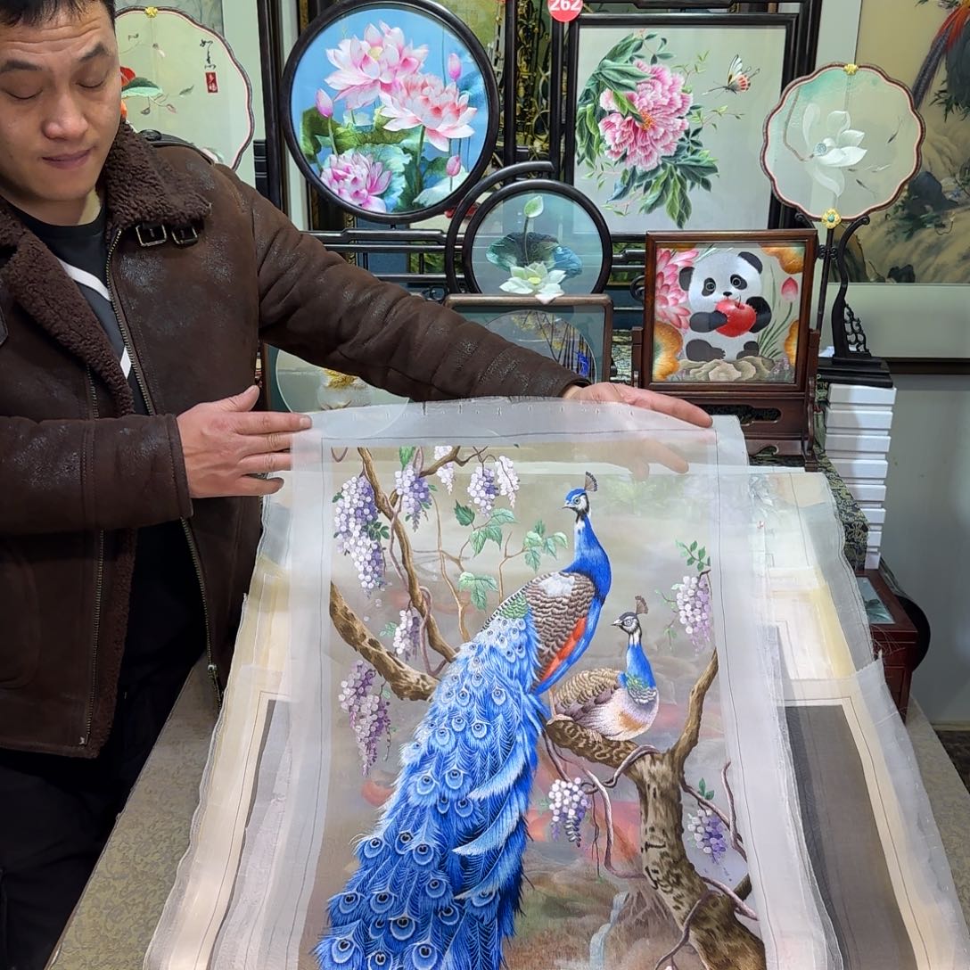刺绣刺绣工艺精湛