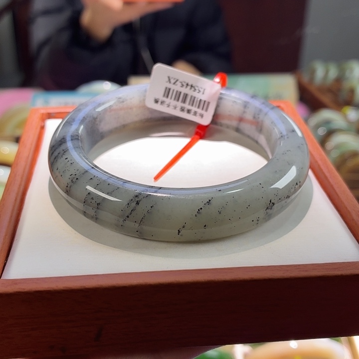 和田玉未镶嵌手镯59