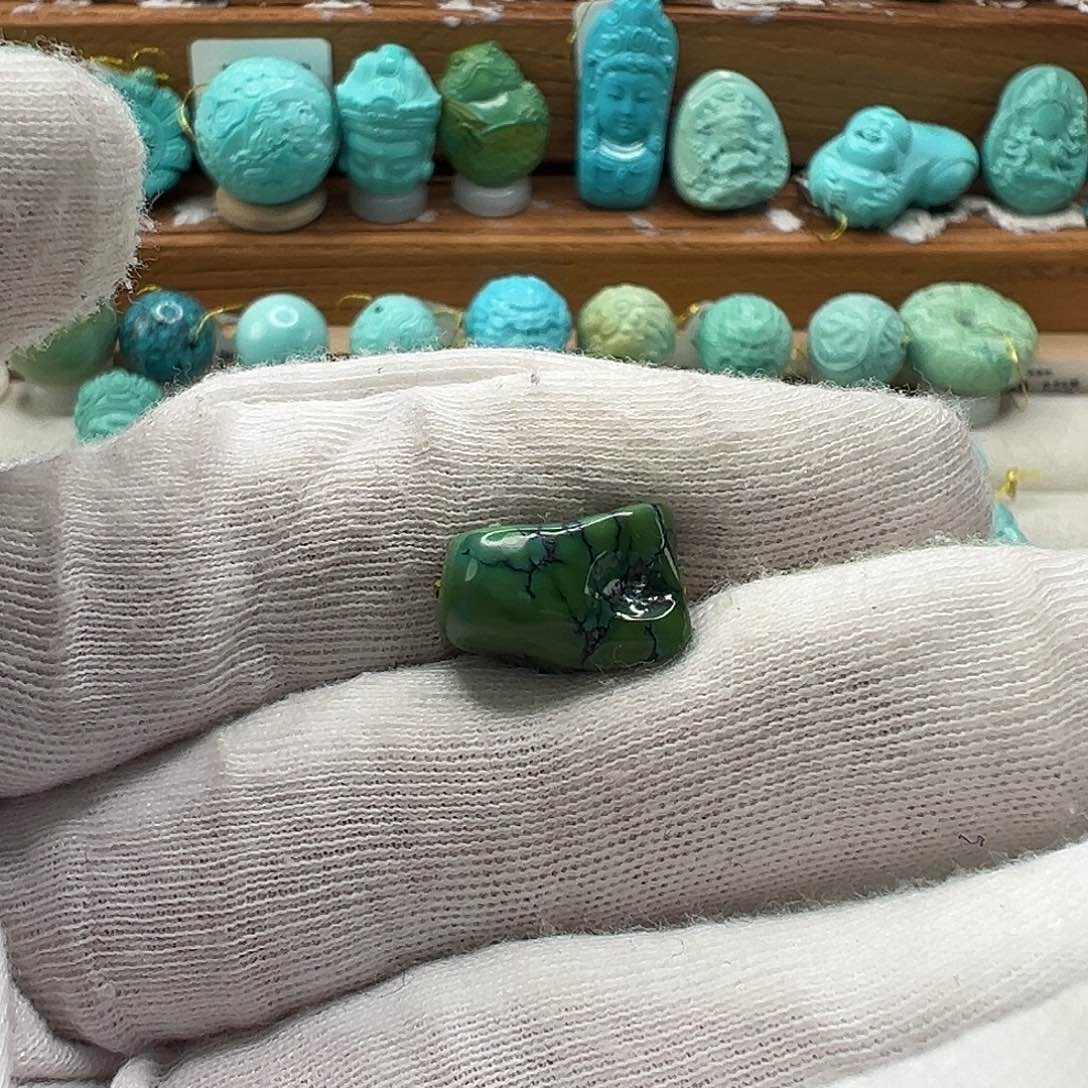 绿松石随形 未镶嵌