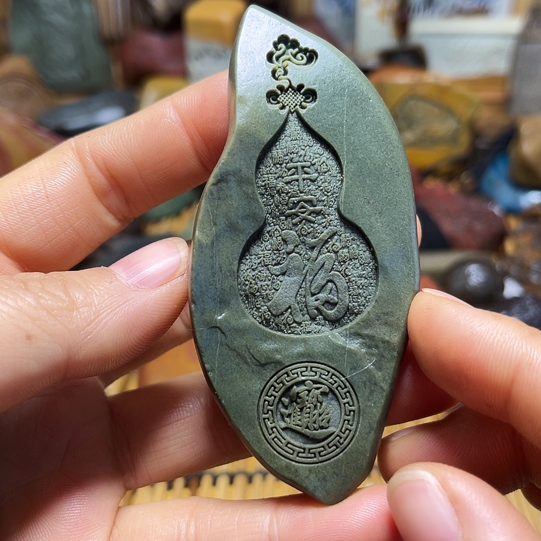 新疆戈壁原石雕刻