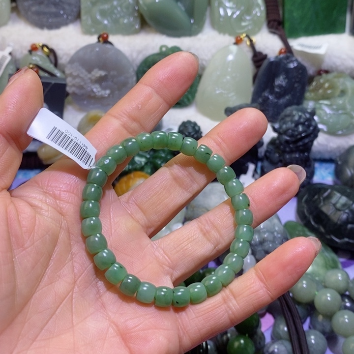 和田玉边角料未镶嵌