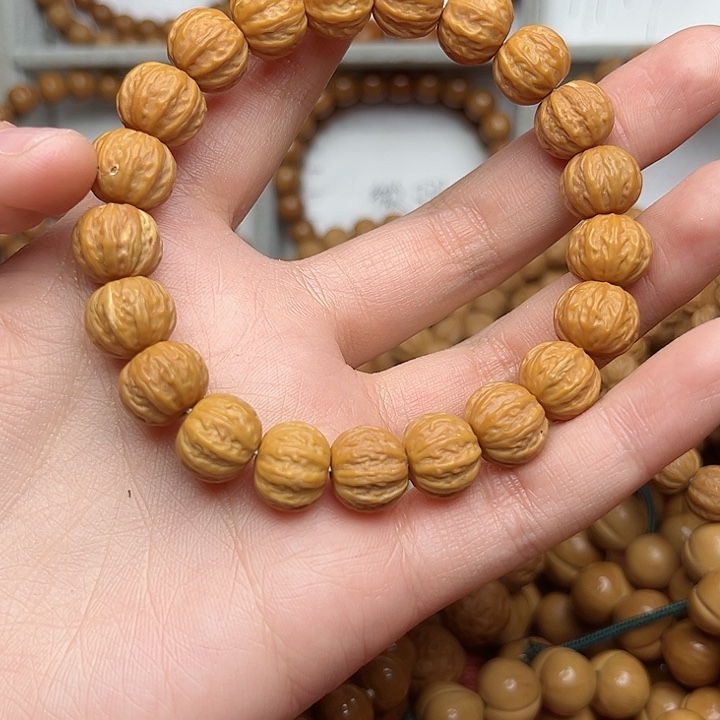 菩提籽类11mm微瑕京八棱