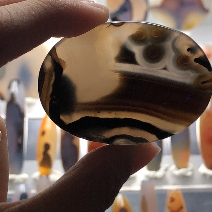 玛瑙/玉髓未镶嵌珠宝半成品99