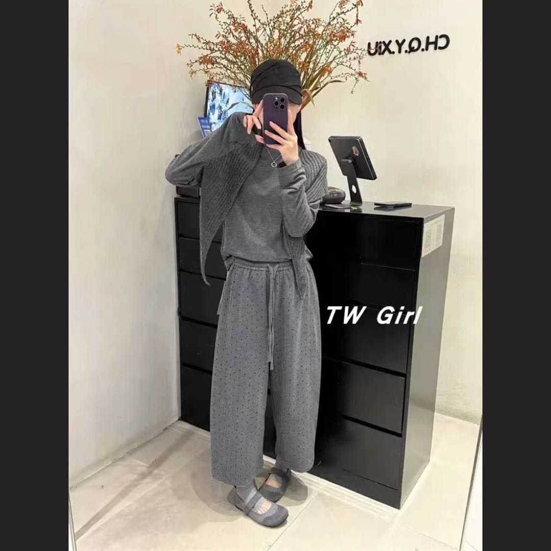 韩系复古小个子波点毛呢弯刀裤