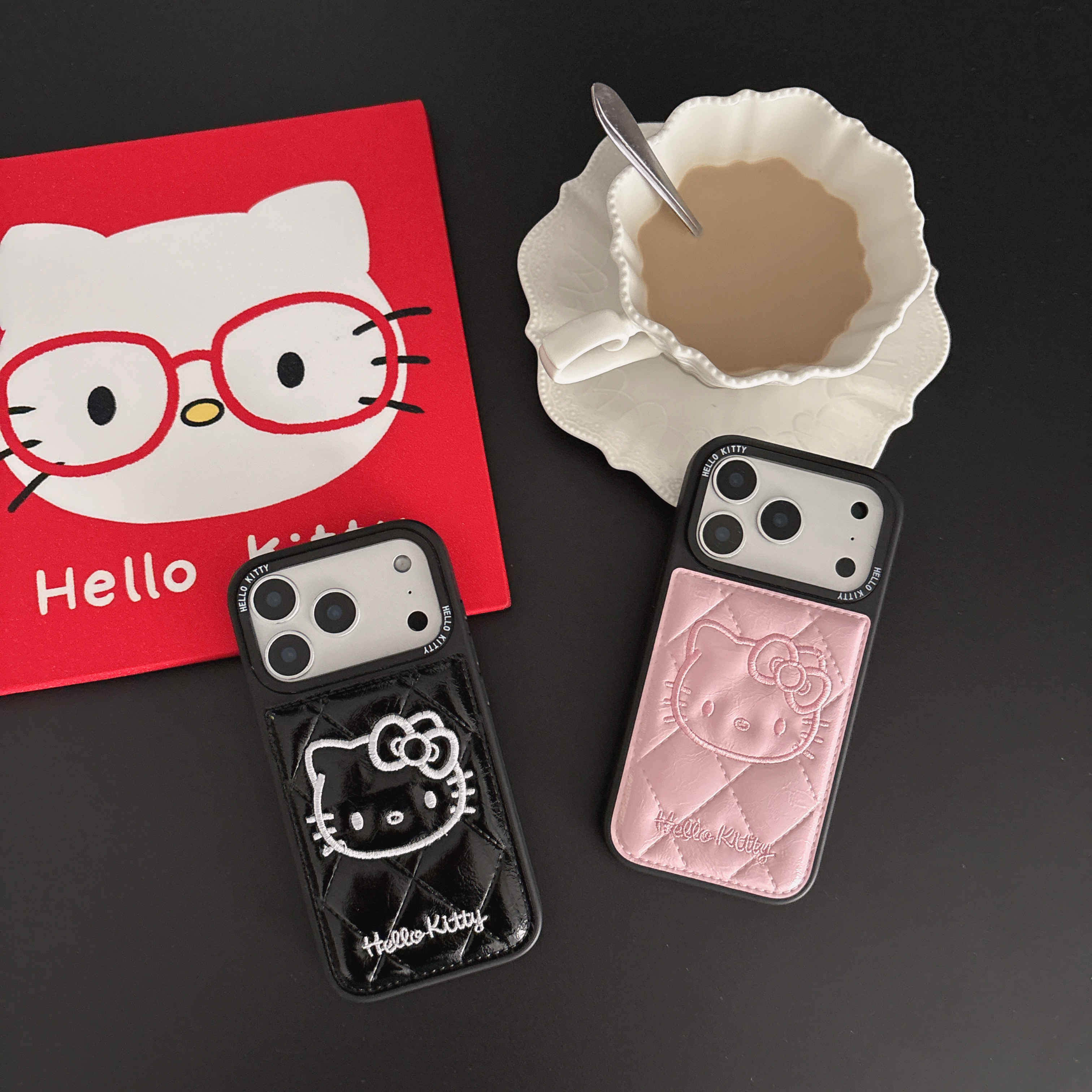 适用iPhone17Promax黑色边框小香风刺绣KT猫头可爱卡通苹果手机壳