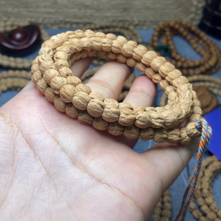 【闪购商品】吊坠柏香籽/百香籽