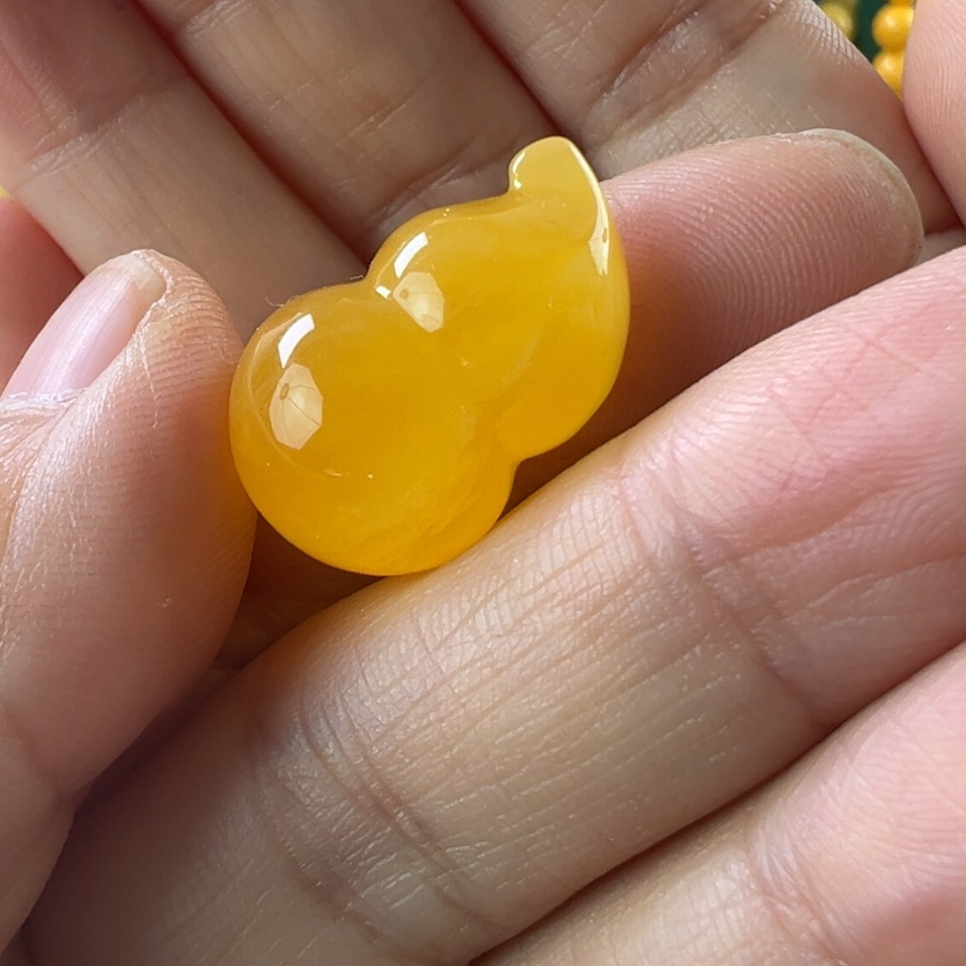 蜜蜡吊坠(赠链)未镶嵌蜜蜡葫芦