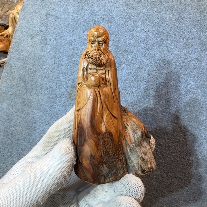 崖柏摆件手把件等